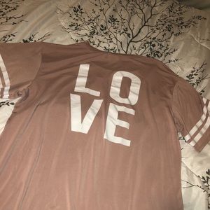 love large t-shirt